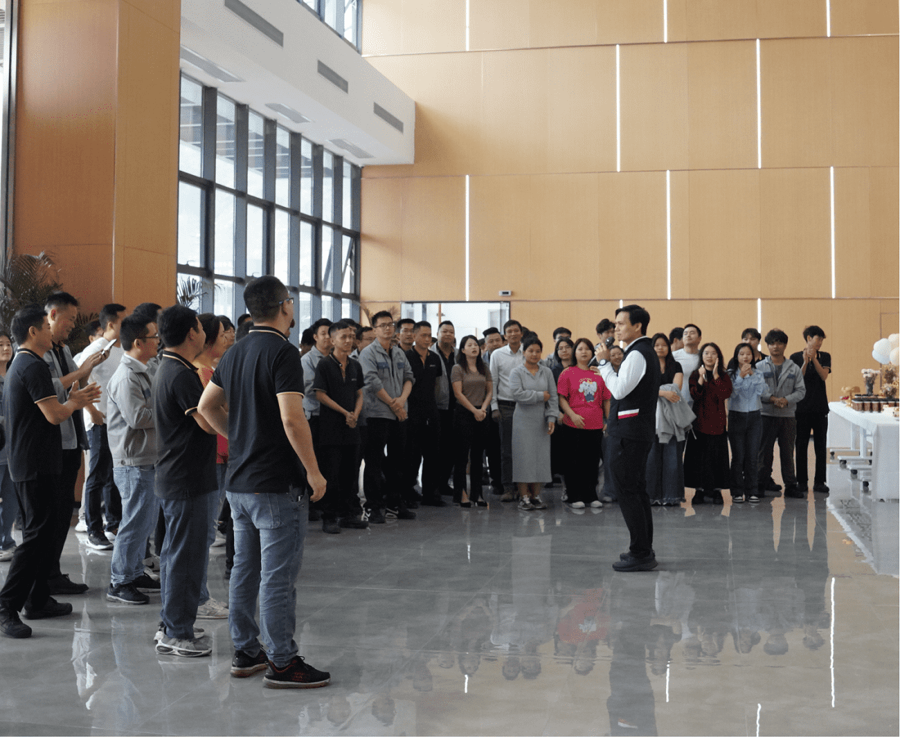 ��8-long8(����)Ψһ�ٷ���վ