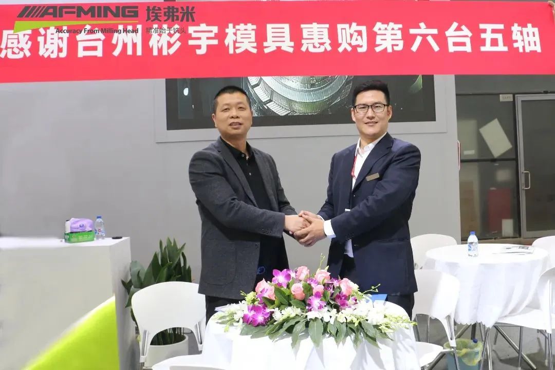 ��8-long8(����)Ψһ�ٷ���վ